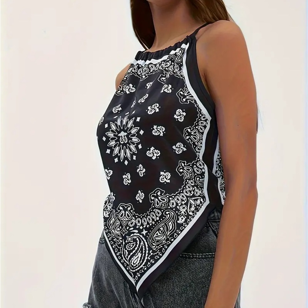 Paisley print triangle tank top